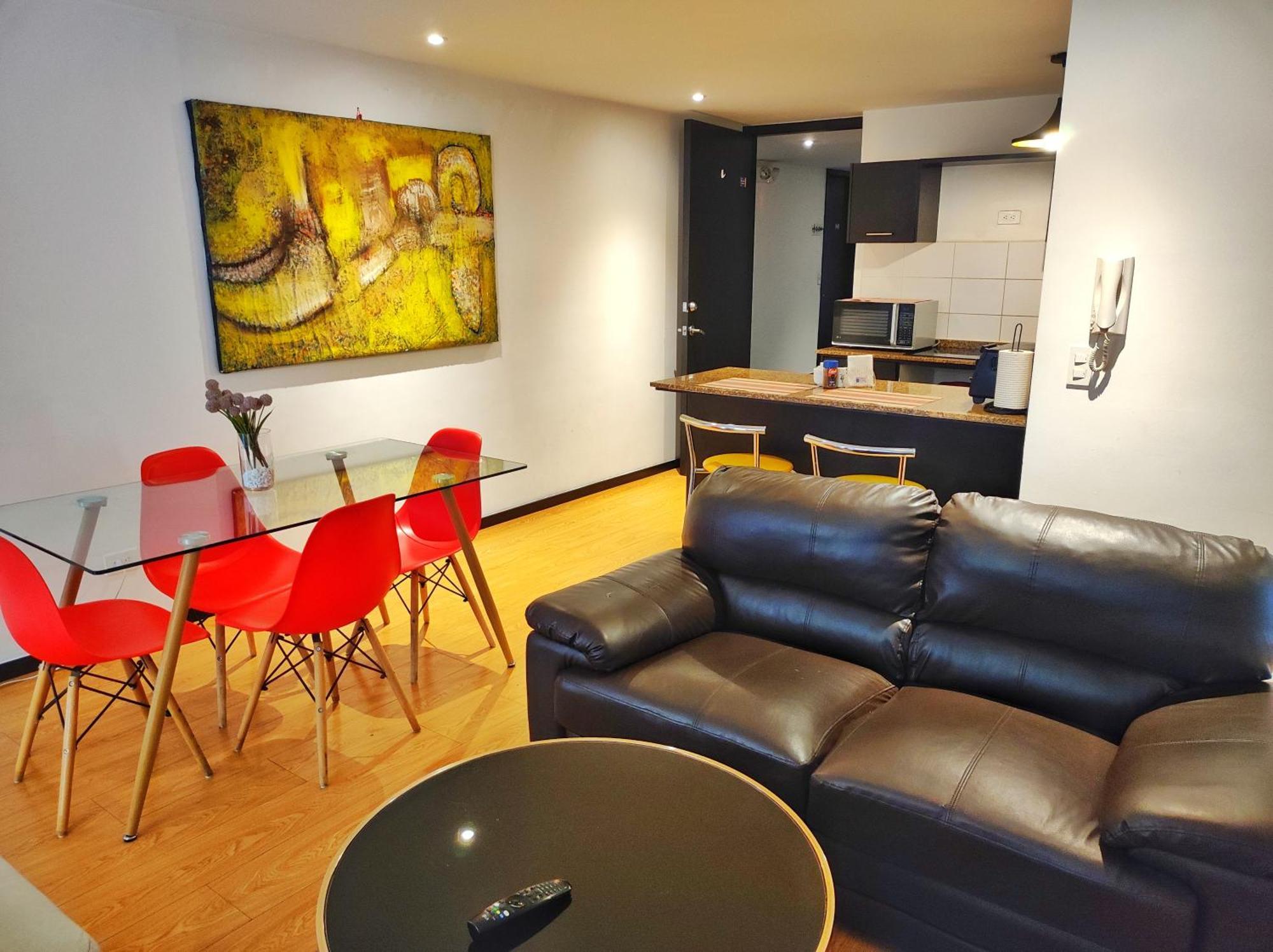 Coliving Ecuador Apartamentos Plaza Foch Quito Exterior foto