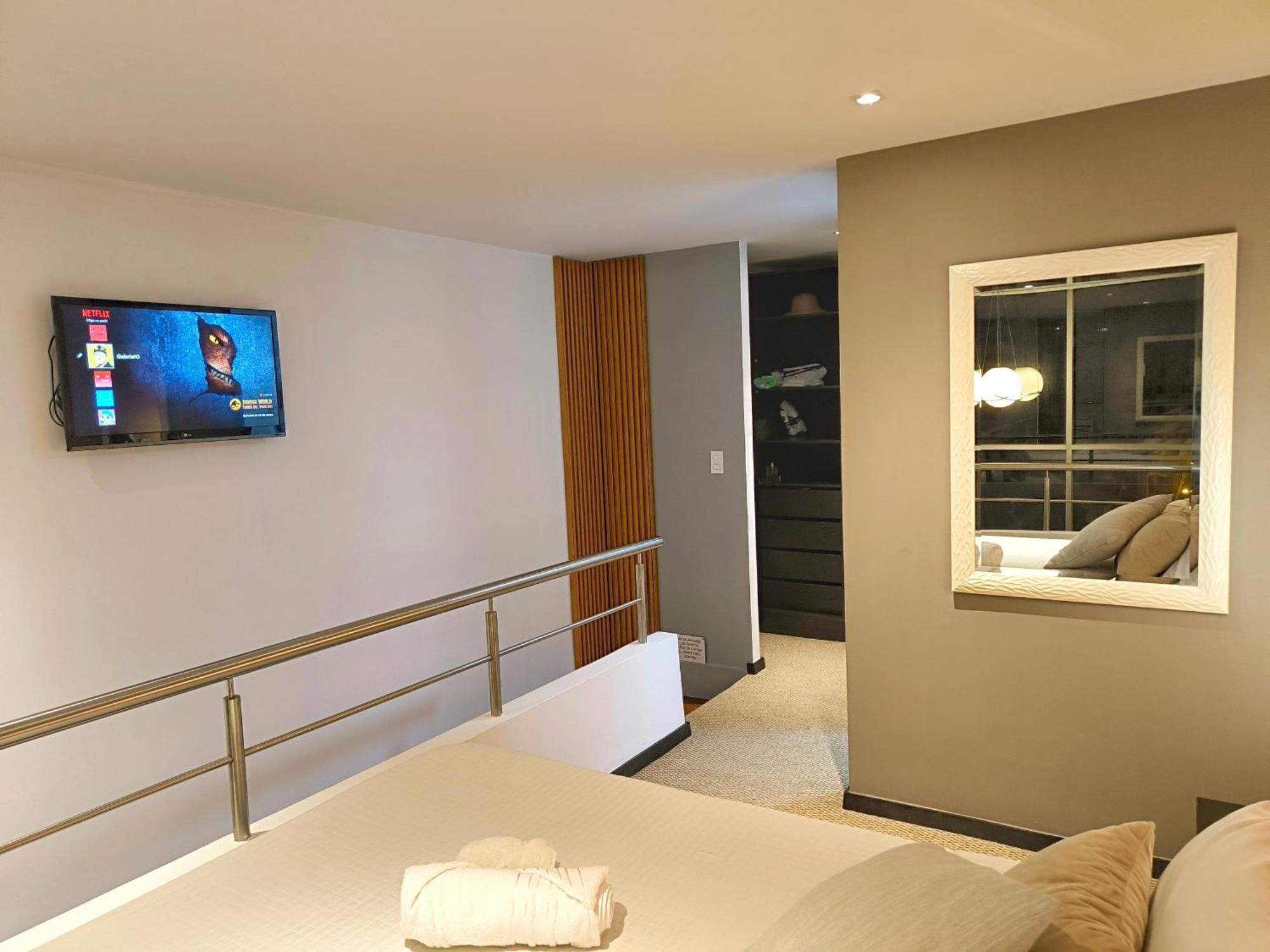 Coliving Ecuador Apartamentos Plaza Foch Quito Exterior foto
