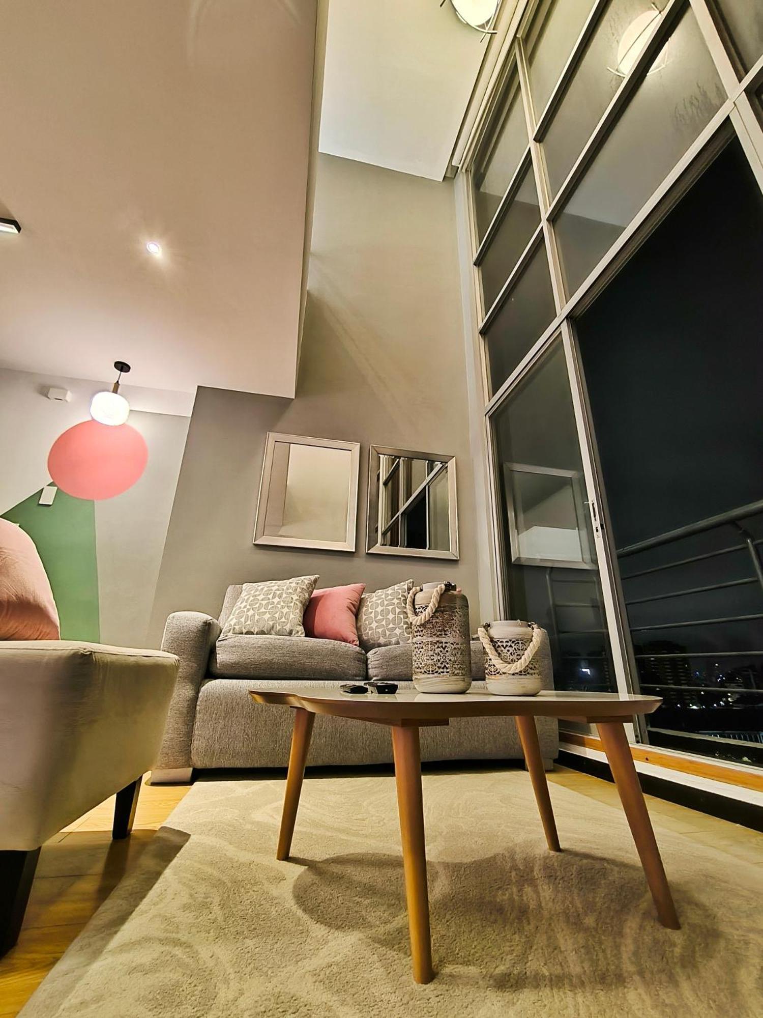 Coliving Ecuador Apartamentos Plaza Foch Quito Exterior foto